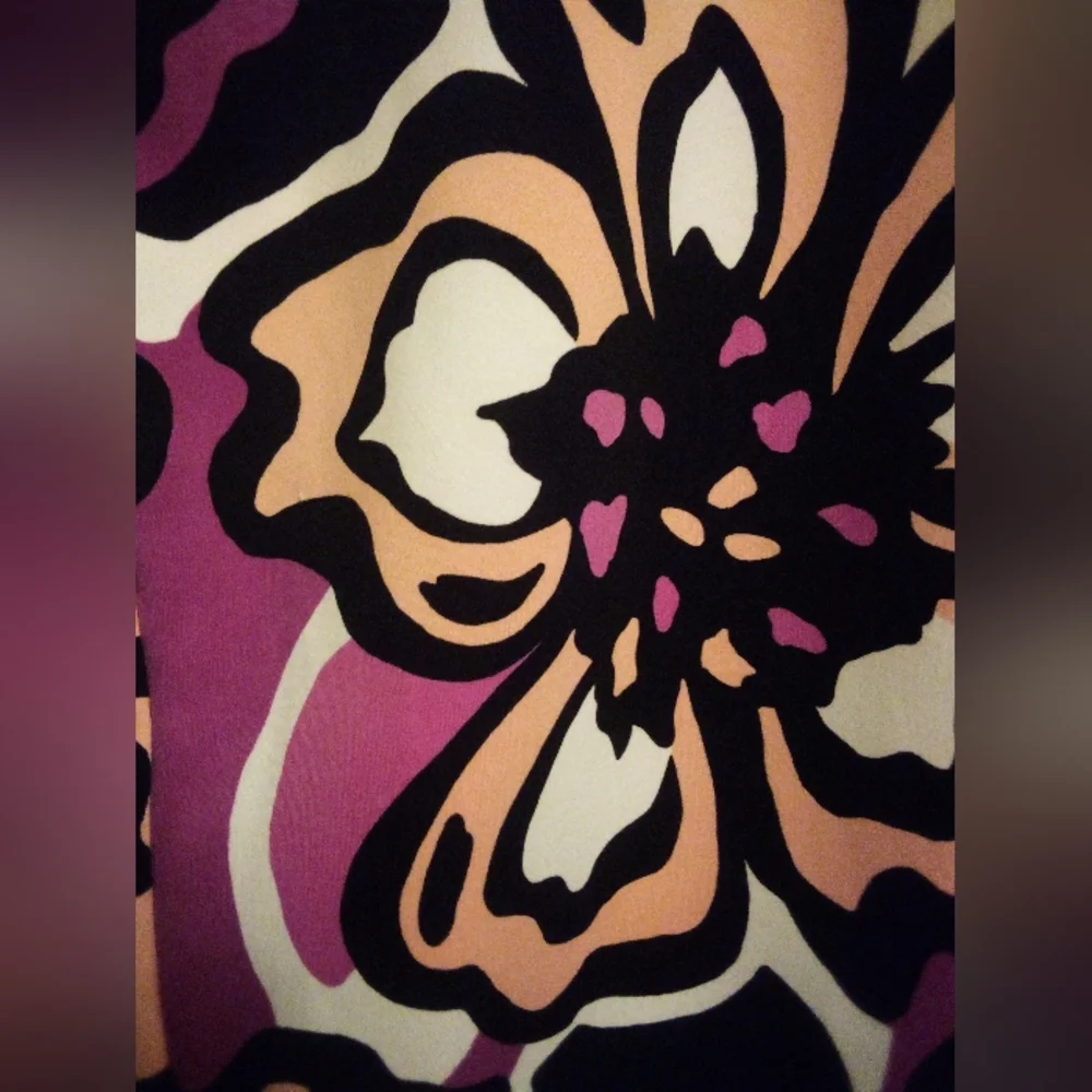 Beautiful Worthington Ladies Floral Skirt Size 18